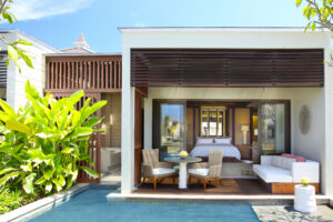 クリフ プライベートプール オーシャン ジュニアスイート